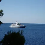 Beachfront In Tri Porte, With Sea View, Terrace, Air Conditioning, Wifi 5208-2 *