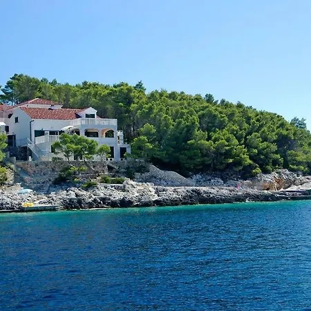 Beachfront In Tri Porte, With Sea View, Terrace, Air Conditioning, Wifi 5208-2