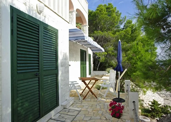Beachfront In Tri Porte, With Sea View, Terrace, Air Conditioning, Wifi 5208-2 Apartment