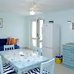Beachfront In Tri Porte, With Sea View, Terrace, Air Conditioning, Wifi 5208-2