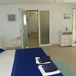 Beachfront In Tri Porte, With Sea View, Terrace, Air Conditioning, Wifi 5208-2 Apartment Potirna
