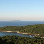 Apartman Beachfront In Tri Porte, With Sea View, Terrace, Air Conditioning, Wifi 5208-2 Potirna