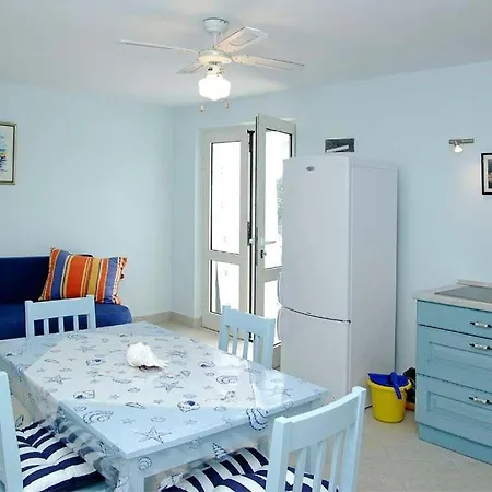 Beachfront In Tri Porte, With Sea View, Terrace, Air Conditioning, Wifi 5208-2