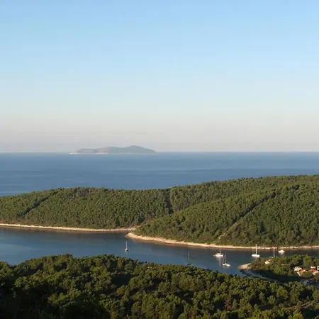 Appartement Beachfront In Tri Porte, With Sea View, Terrace, Air Conditioning, Wifi 5208-2 Potirna