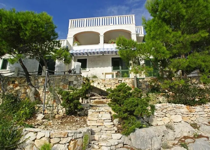 Beachfront In Tri Porte, With Sea View, Terrace, Air Conditioning, Wifi 5208-2 Apartmán Potirna