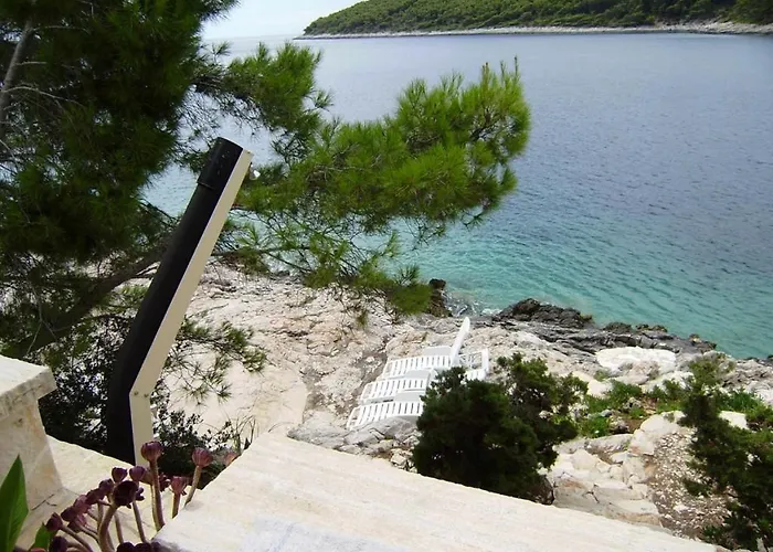 Beachfront In Tri Porte, With Sea View, Terrace, Air Conditioning, Wifi 5208-2 * Potirna