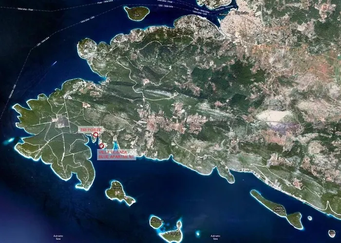 Beachfront In Tri Porte, With Sea View, Terrace, Air Conditioning, Wifi 5208-2 *